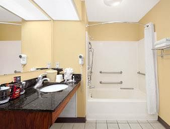 Hotel Baymont Inn & Suites Kingsland, Ga