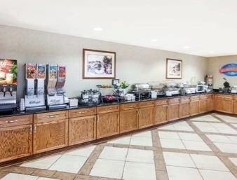 Hotel Baymont Inn And Suites Elkhart