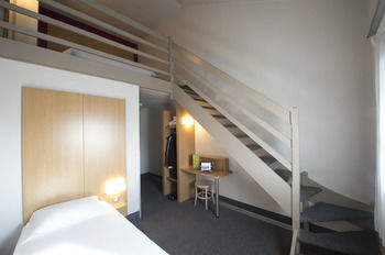 Hotel B&B H�tel Tours Centre St-avertin