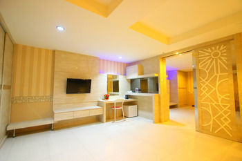 Hotel Lovina Inn Penuin