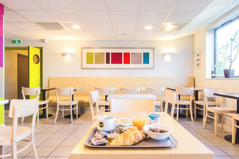 Hotel B&B H�tel Toulouse Basso Cambo