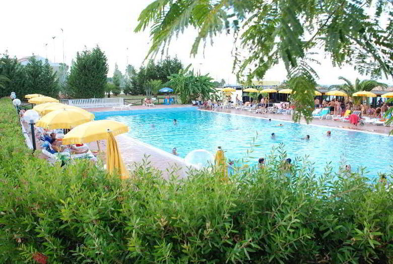 Hotel Villaggio Baia Della Rocchetta