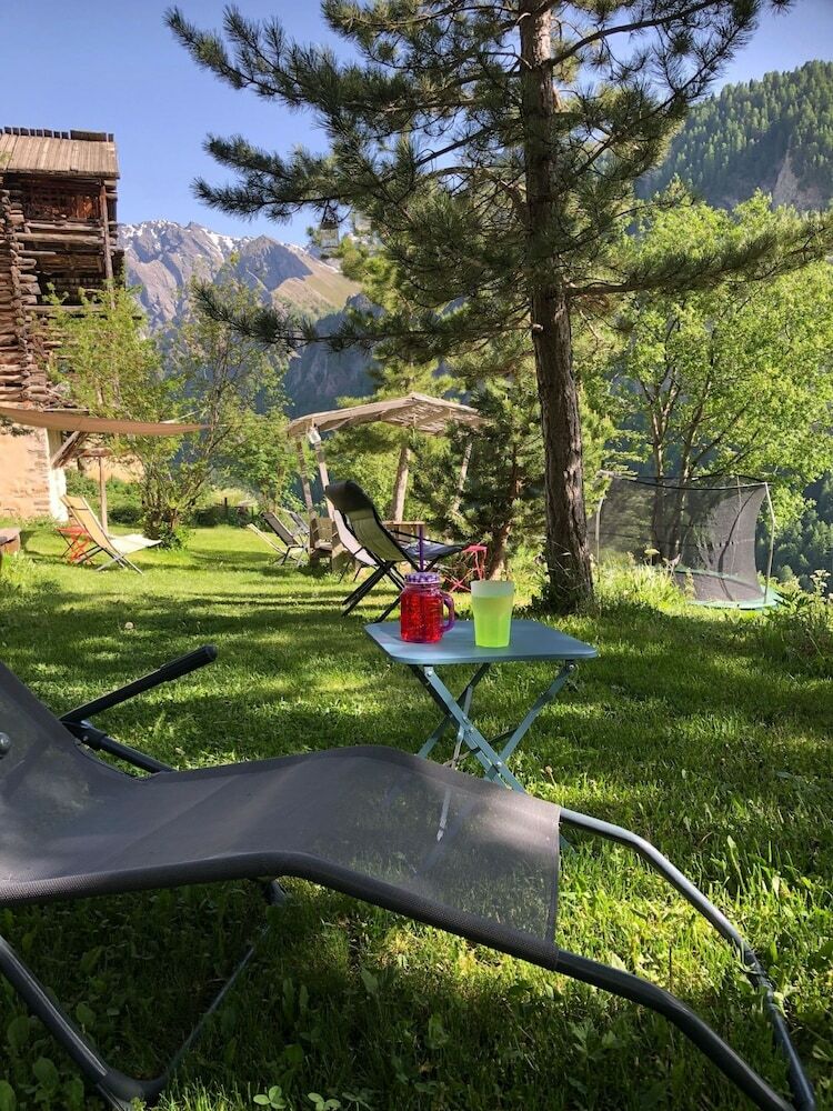 Hotel Les Chalets Du Villard***