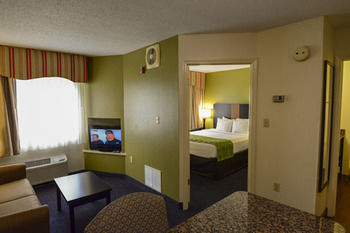 Hotel Mainstay Suites Conference Center