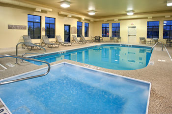 Hotel Holiday Inn Express Logan