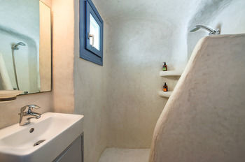 Villa Skala Cave By Thireon