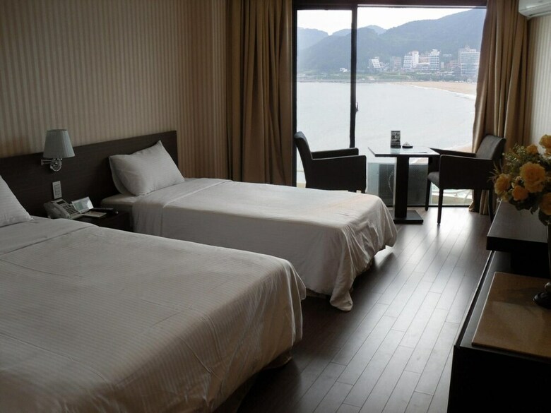 Song Jung Hotel