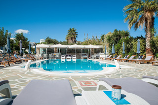 Aparthotel Zoumis Studios