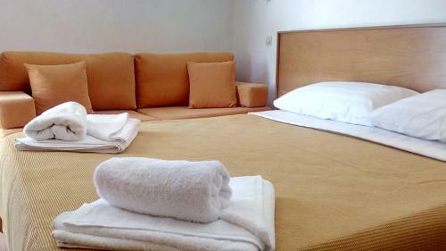 Tonia Hotel