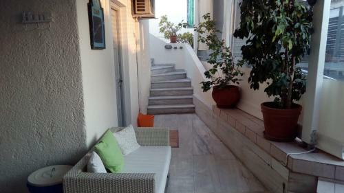 Tonia Hotel