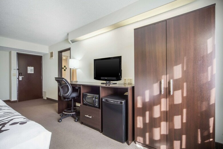 Hotel Sleep Inn And Suites