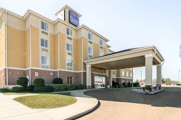 Hostal Sleep Inn & Suites University