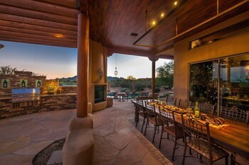 Bed & Breakfast Four Peaks B And B Romantic Getaway