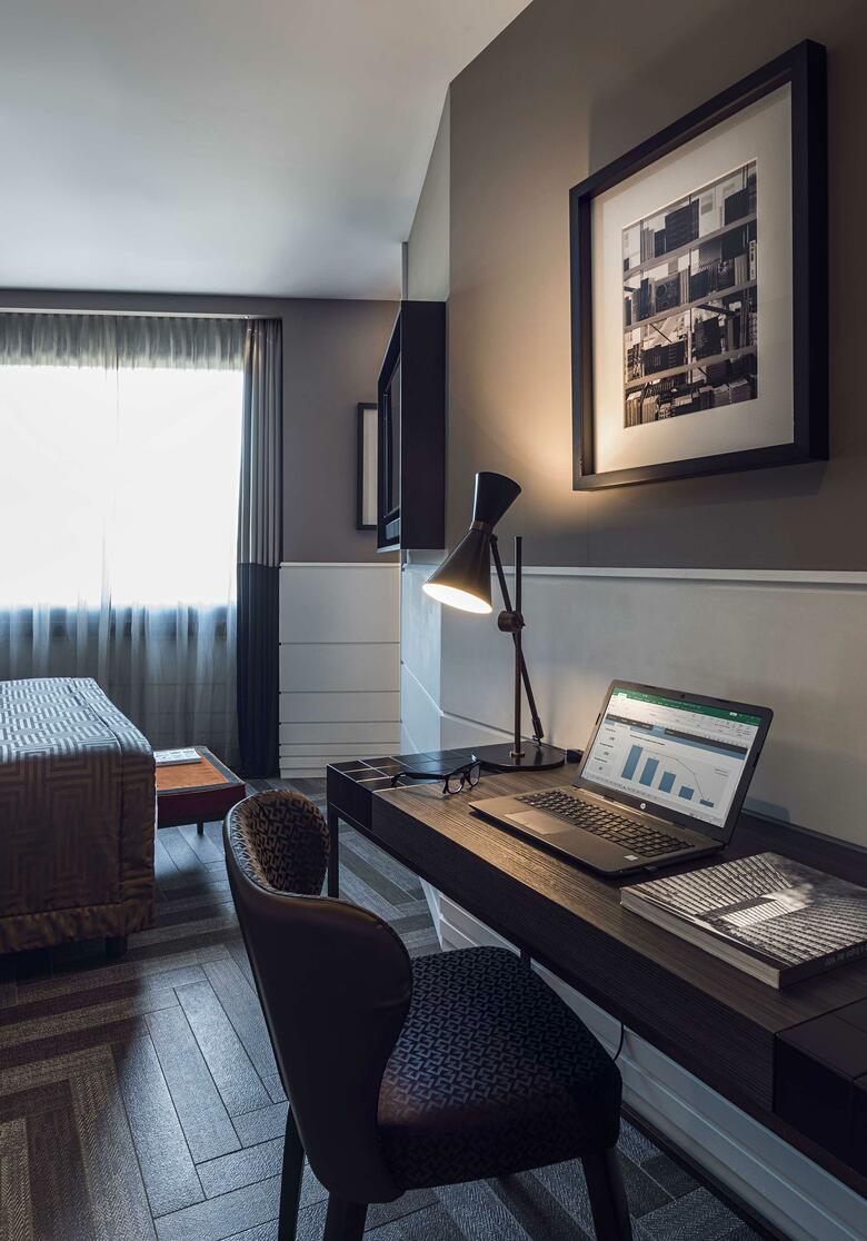 The Tribune Hotel