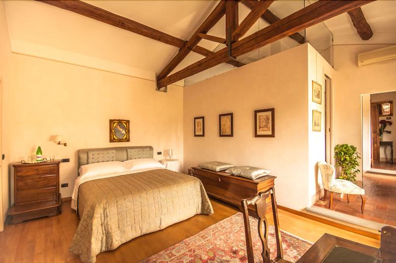 Hotel Podere La Rondine
