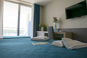 Hotel Belvedere, Torre Dell'orso