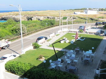 Hostal Oasis Park Hotel