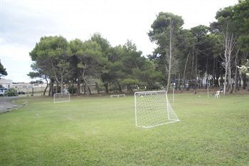 Hostal Oasis Park Hotel
