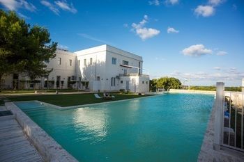 Hostal Oasis Park Hotel