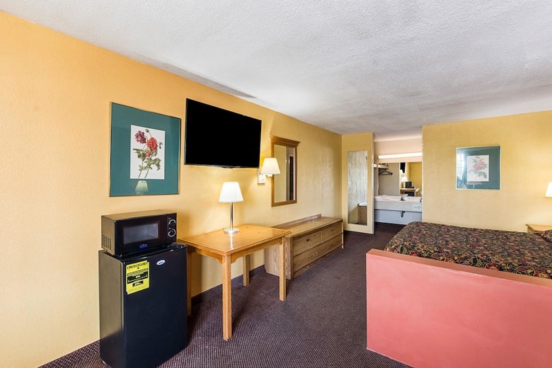 Motel Rodeway Inn And Suites
