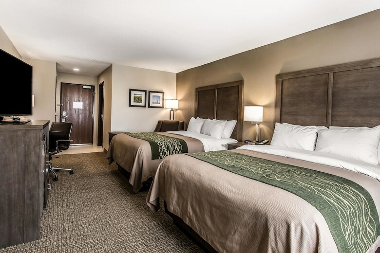 Hotel Comfort Inn & Suites