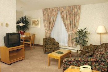 Aparthotel Cartier Place Suite Hotel