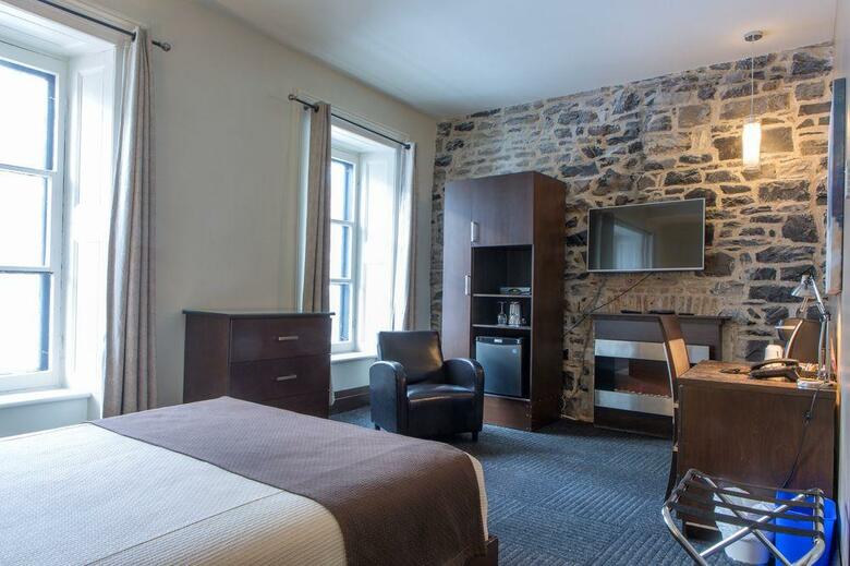 Hotel H�tel Sainte-anne