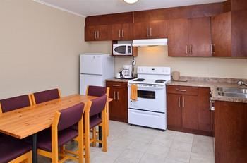 Hotel Canadas Best Value Inn - Hope