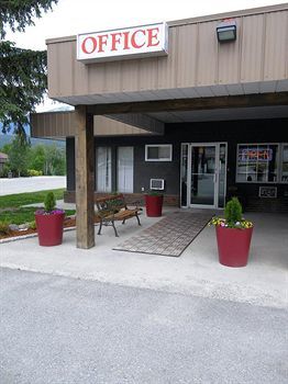 Motel Selkirk Inn