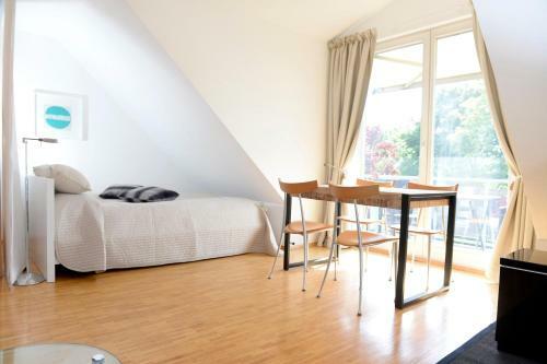 Parkside Apartment House
