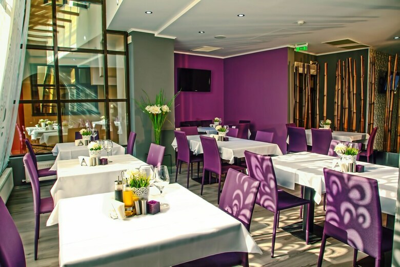 Trianon Hotel