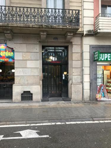 Albergue Backpackers House Bcn