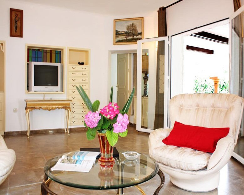 Hotel Residencia Miami Slu