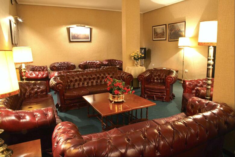 Hotel Moncl�s