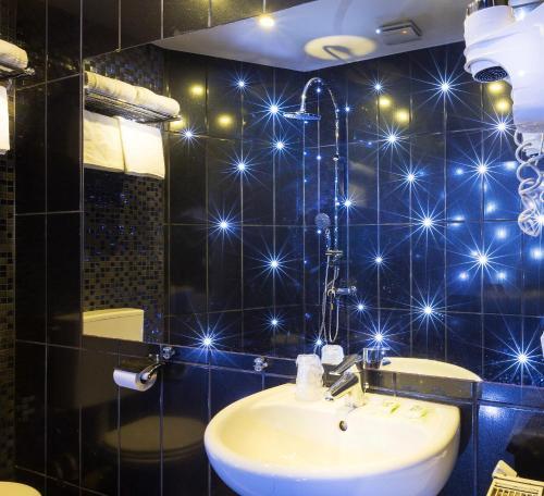 Hotel H�tel Du Br�sil