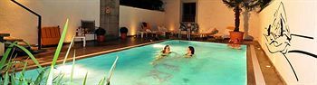 Albergue R�sli Guest House
