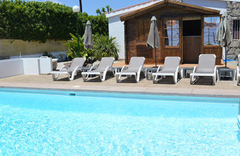 Apartamento Bungalows Paso Chico - Caters To Gay Men