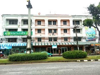 Hotel Theparat Lodge Krabi