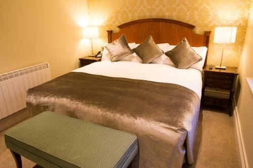 Tf Royal Hotel & Theatre