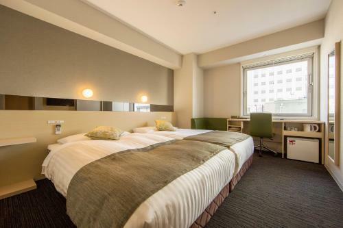 Super Hotel Premier Osaka Hommachi