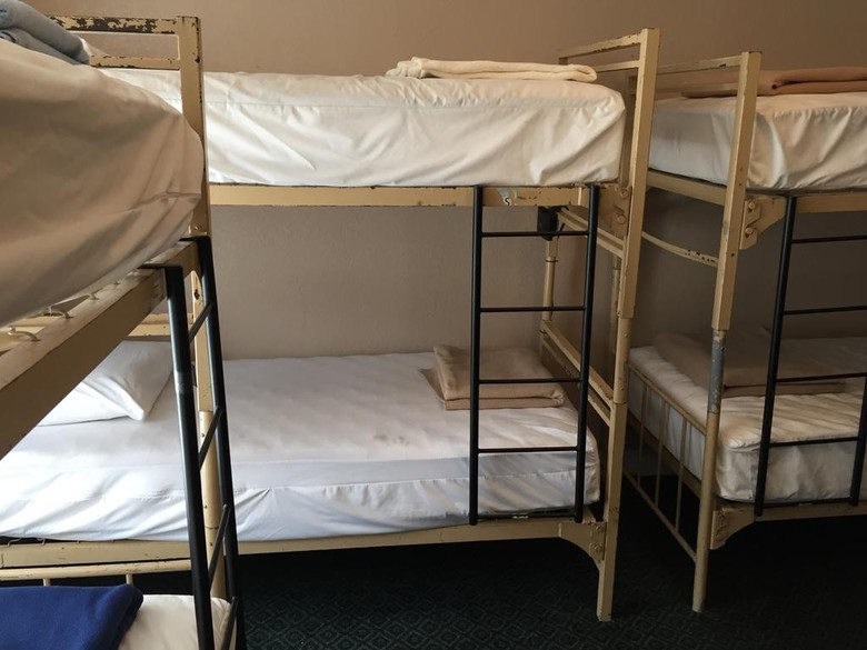 Hostal Amsterdam Hostel