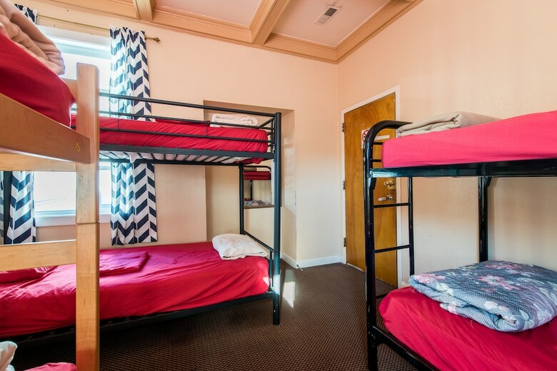 Albergue European Guest House