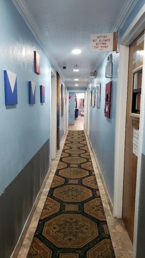 Albergue European Guest House