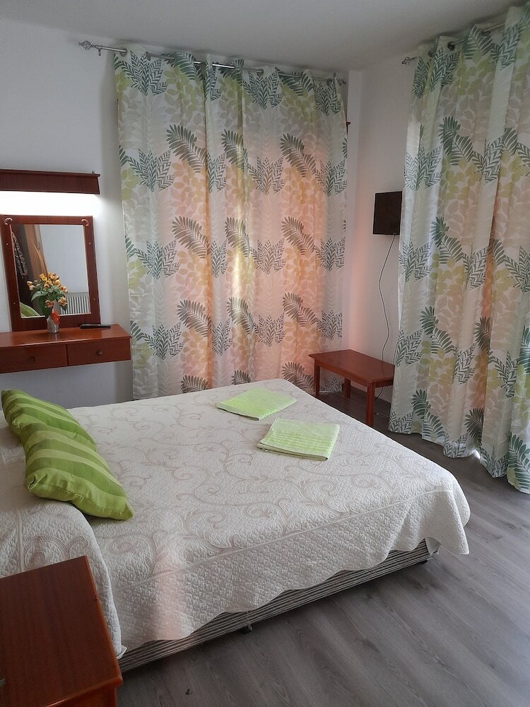 Hotel Onisillos