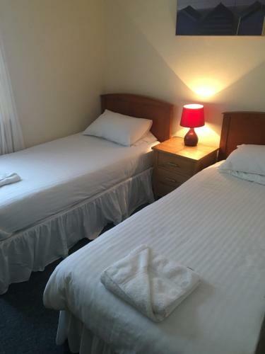 Albergue Four Seasons Budget