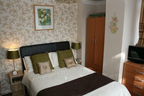 Hostal Churston Way Lodge Guest House