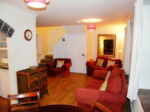 Holiday Home Ty Canol