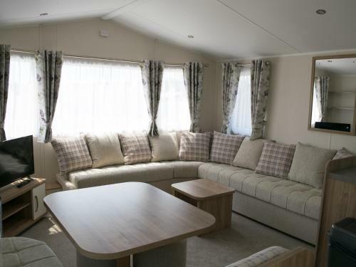 Bude Holiday Resort - Families And Couples Only