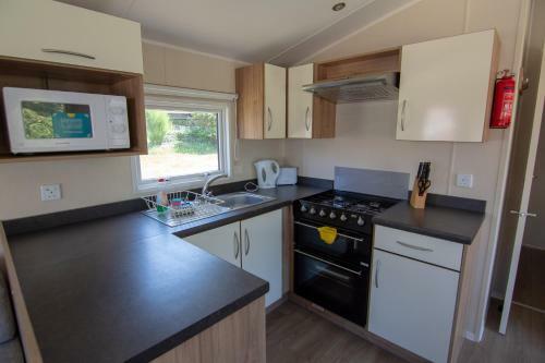 Bude Holiday Resort - Families And Couples Only