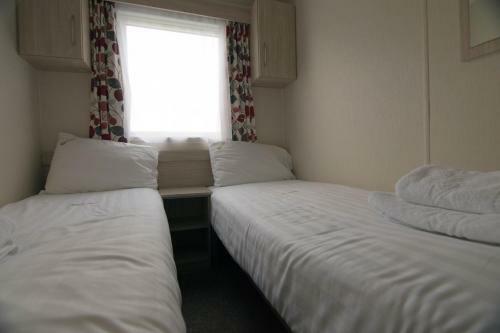 Bude Holiday Resort - Families And Couples Only